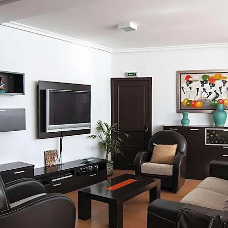 Hotel Arrasate By Gaiarooms