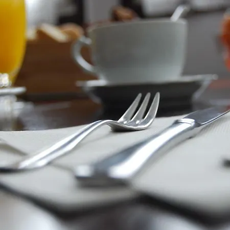 Hotel Arrasate By Gaiarooms 2*